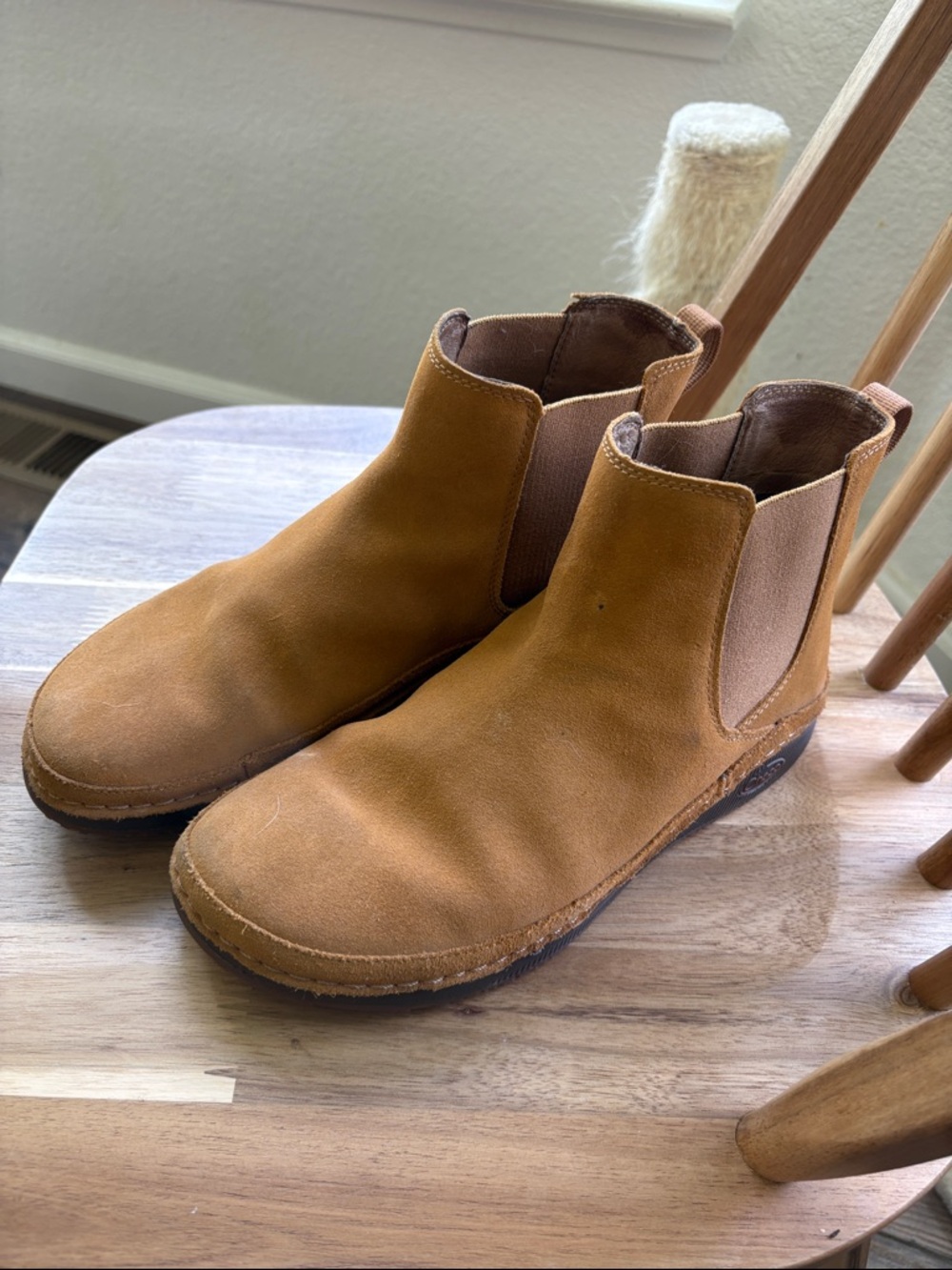 Women’s Tan Suede Chelsea Boots - Slip-On Comfort